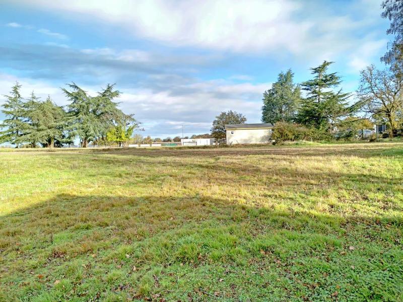 Terrain constructible - 6 963 m²