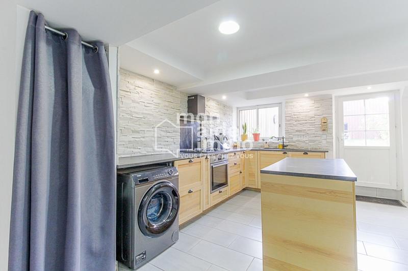 Maison - 144 m² - 5 pièces