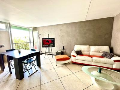 Appartement - 91 m² - 4 pièces