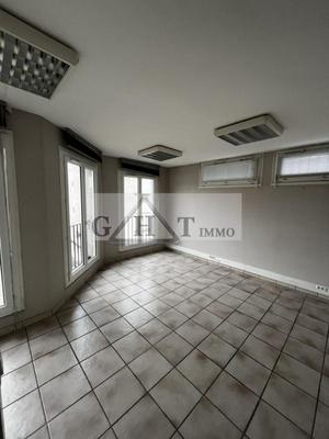 Bureau - 450 m²