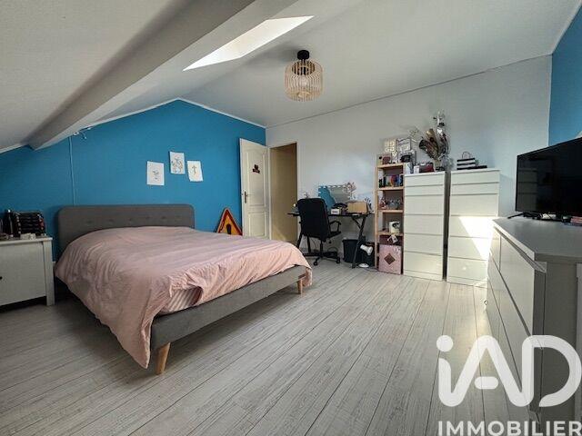 Maison - 147 m² - 5 pièces