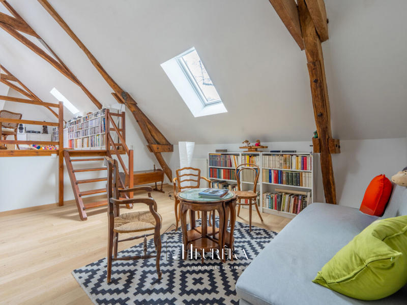 Maison - 400 m² - 10 pièces