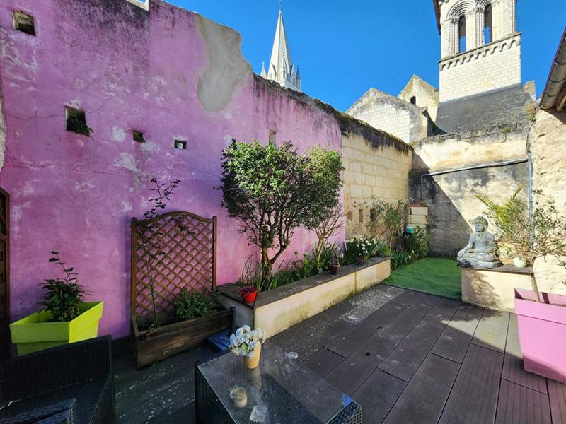 Maison - 185 m² - 9 pièces