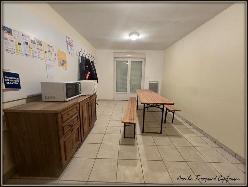 Bureau - 508 m² - 6 pièces