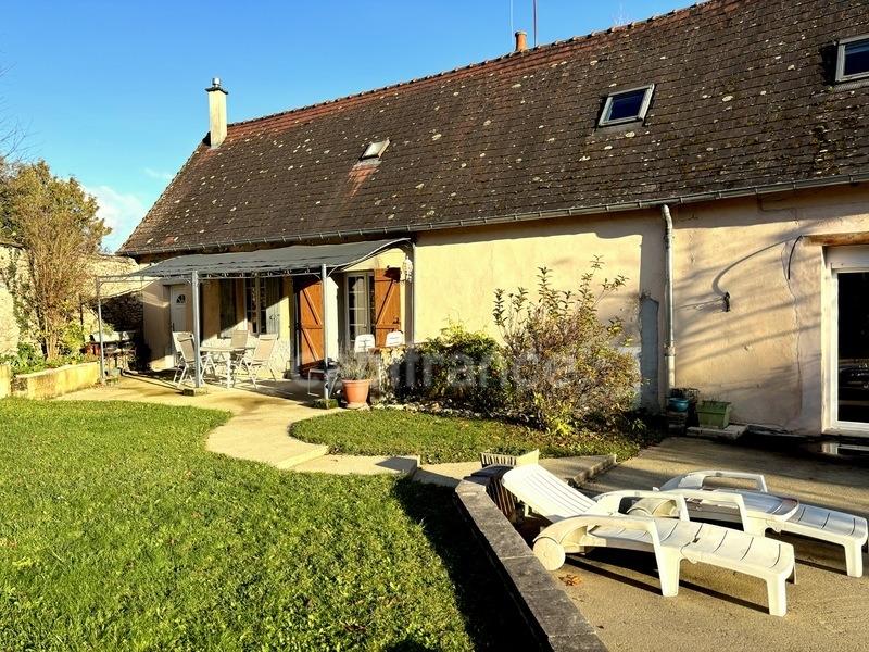 Maison - 218 m² - 5 pièces