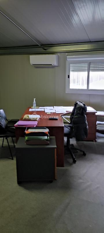 Local commercial - 225 m² - 3 pièces