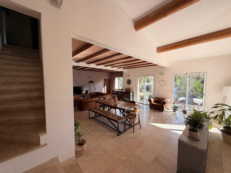 Villa - 182 m² - 5 pièces