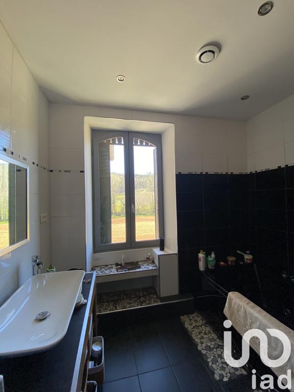 Maison - 127 m² - 5 pièces