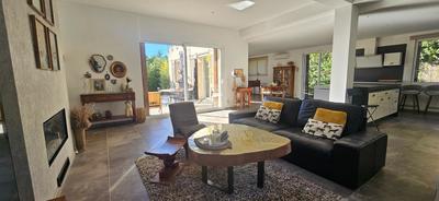 Maison - 195 m² - 8 pièces