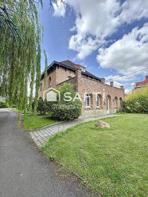 Maison de maîtres - 352 m² - 8 pièces