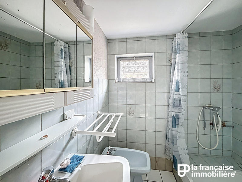 Maison - 79 m² - 6 pièces