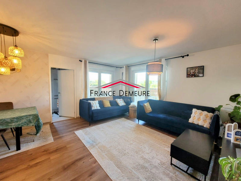 Appartement - 82 m² - 4 pièces