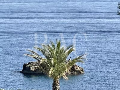 Villa - 250 m² - 7 pièces