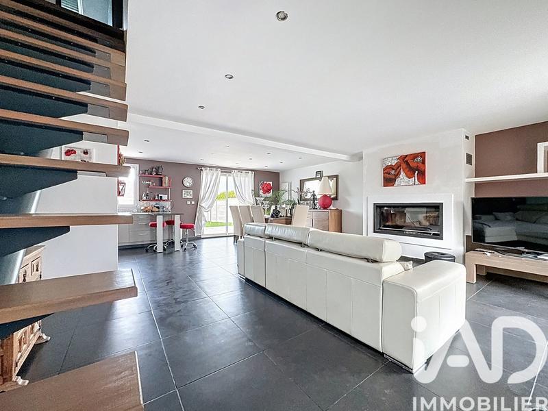 Maison - 153 m² - 6 pièces