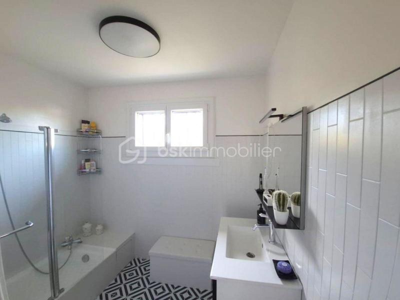 Maison - 191 m² - 6 pièces