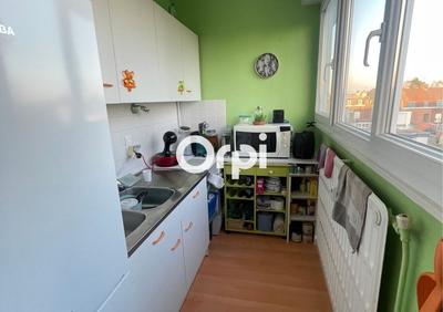 Studio - 25 m² - 1 pièce