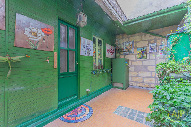 Maison - 210 m² - 8 pièces