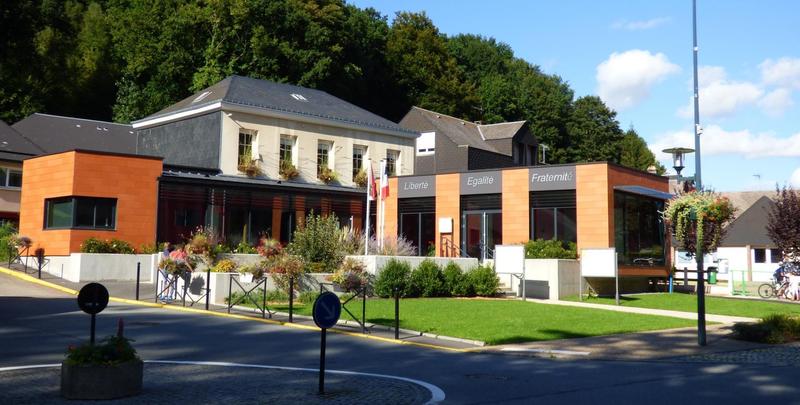 Maison ancienne - 180 m² - 8 pièces