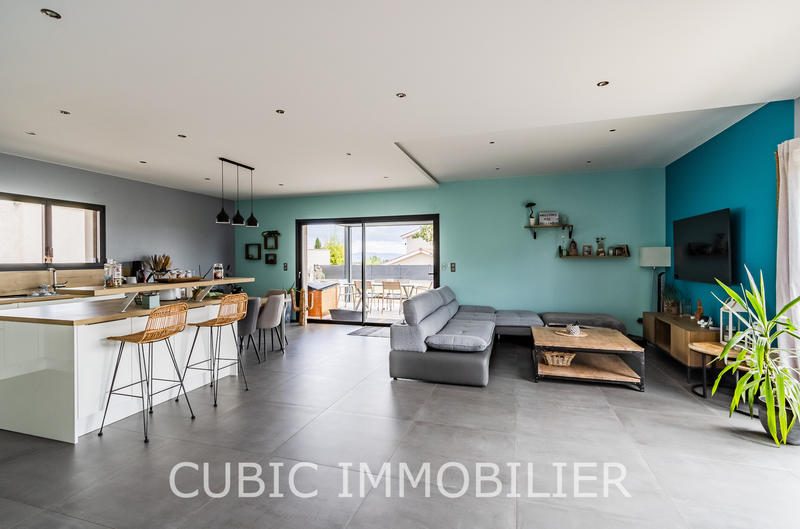 Maison - 127 m² - 4 pièces