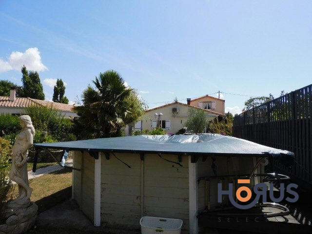 Viager - Maison traditionnelle - 110 m² - 4 pièces