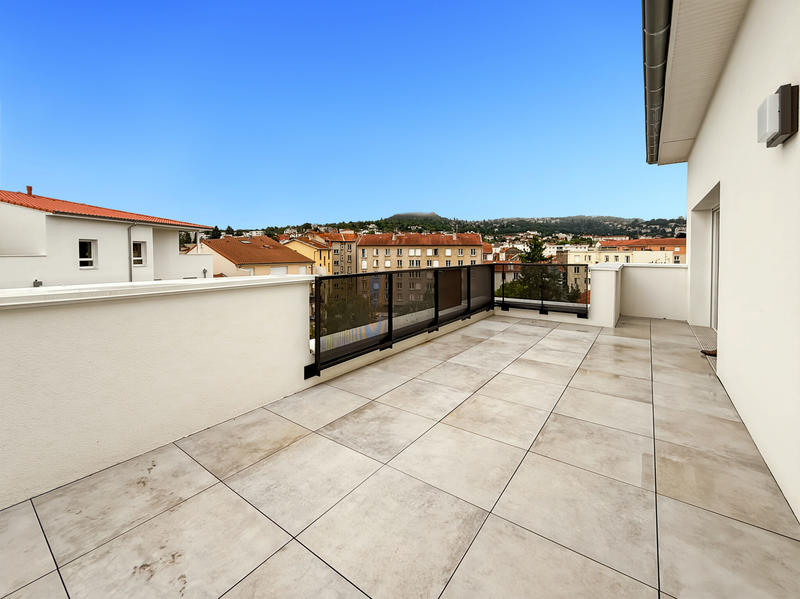 Appartement - 102 m² - 4 pièces