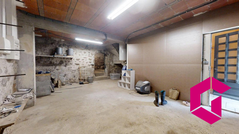 Maison - 98 m² - 4 pièces