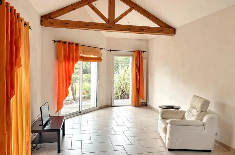 Maison - 190 m² - 8 pièces