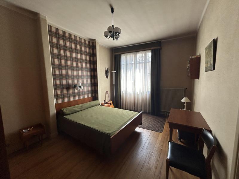 Maison traditionnelle - 188 m² - 7 pièces