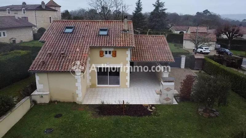 Maison - 183 m² - 8 pièces