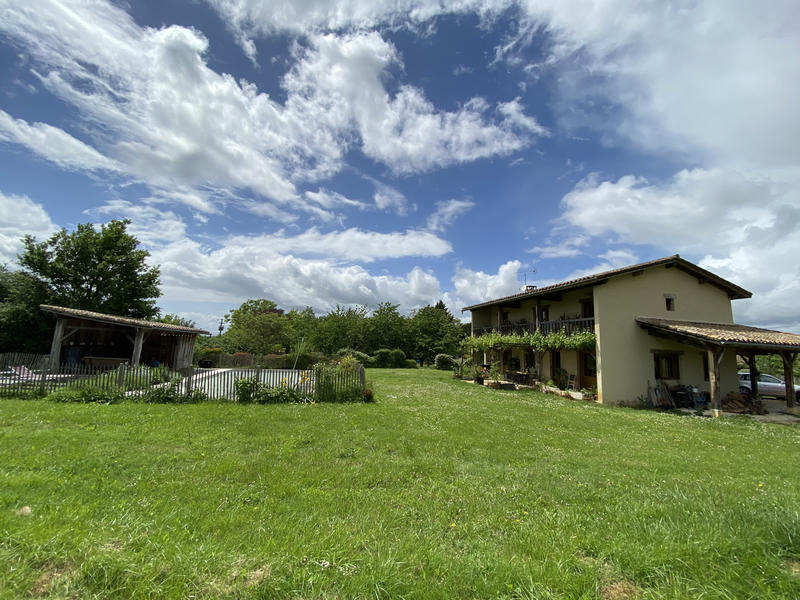 Maison - 141 m² - 7 pièces