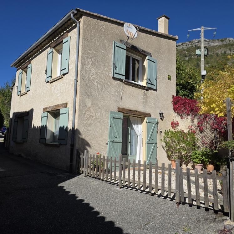 Maison de village - 70 m² - 4 pièces