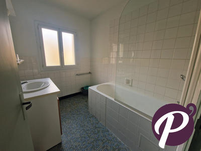 Maison - 85 m² - 3 pièces