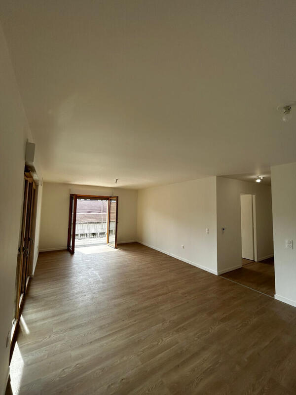 Appartement - 88 m² - 4 pièces