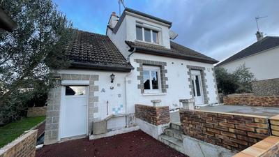 Maison - 92 m² - 5 pièces