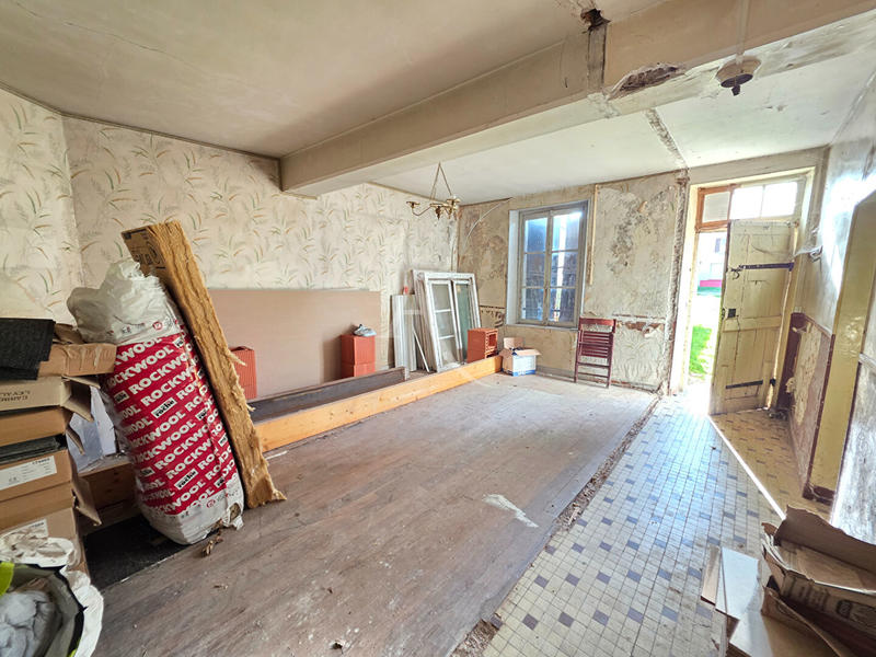 Maison - 90 m² - 3 pièces