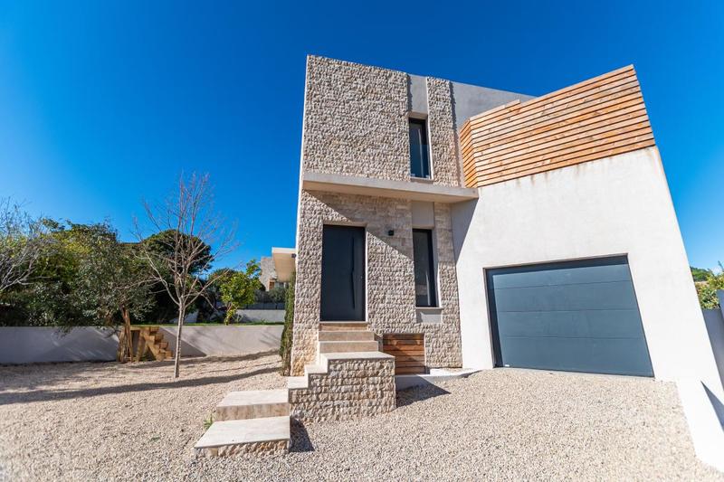 Villa - 182 m² - 5 pièces