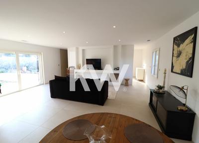 Maison - 92 m² - 2 pièces