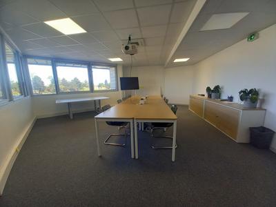 Bureau - 220 m²