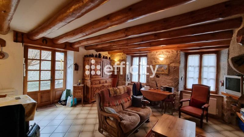 Maison - 96 m² - 6 pièces