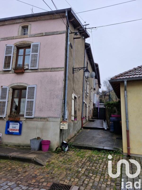 Maison - 161 m² - 6 pièces