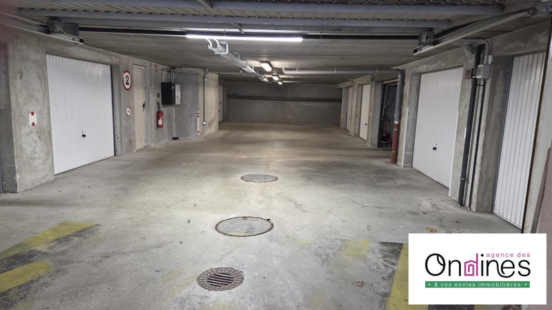 Parking / Garage - 16 m²