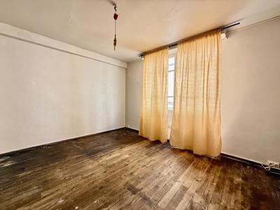 Immeuble - 69 m² - 5 pièces