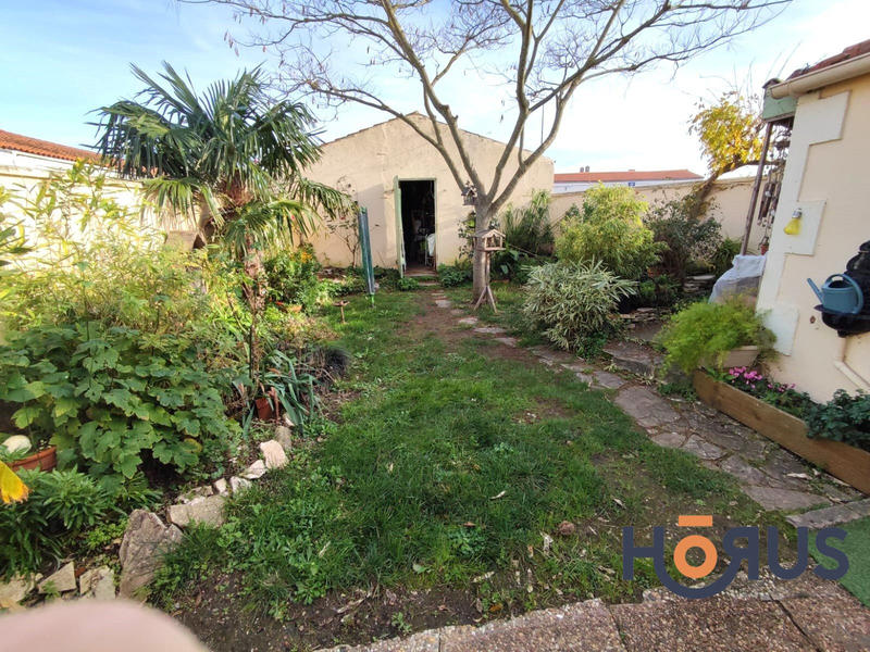 Viager - Maison traditionnelle - 99 m² - 3 pièces