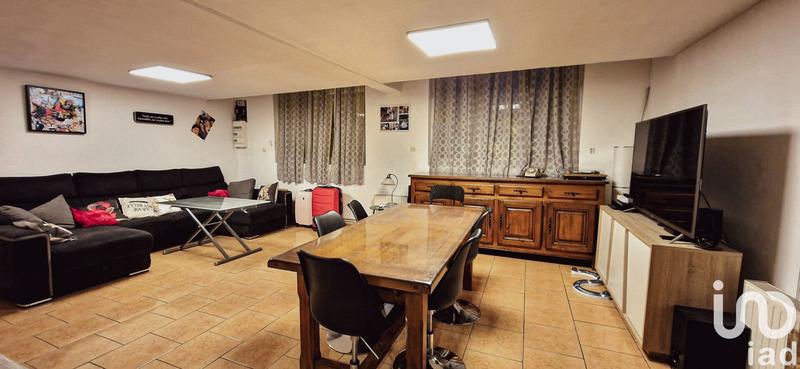 Maison - 99 m² - 5 pièces