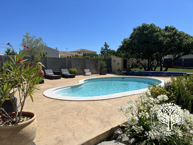 Maison ancienne - 214 m² - 8 pièces