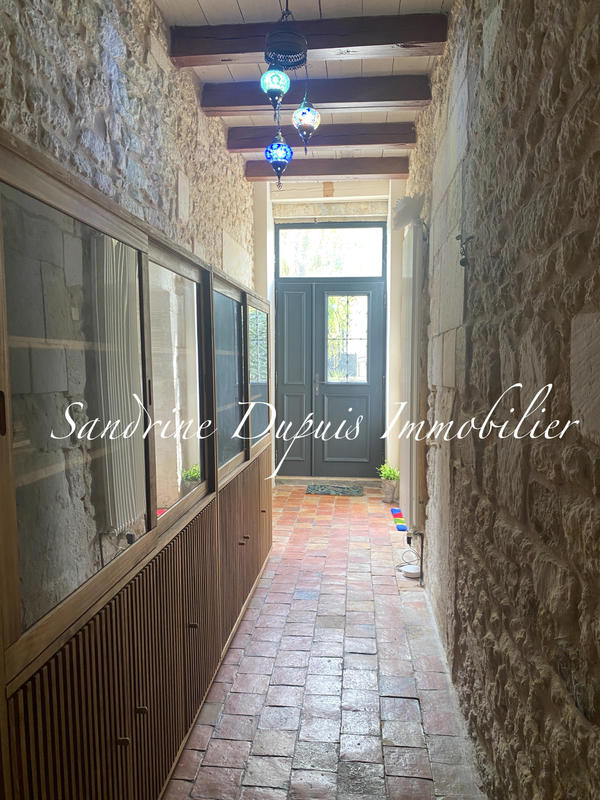 Propriété - 230 m² - 8 pièces