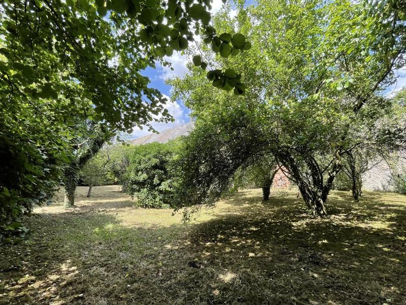 Maison - 252 m² - 10 pièces