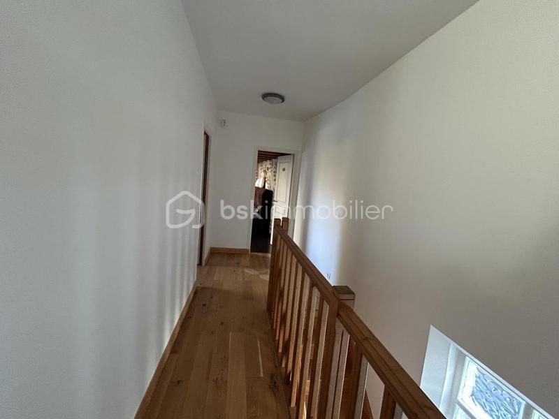 Maison - 122 m² - 5 pièces