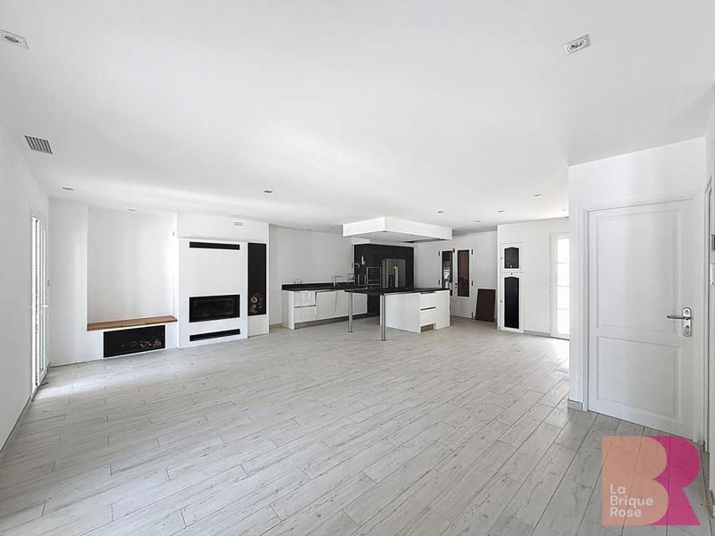 Maison - 157 m² - 4 pièces