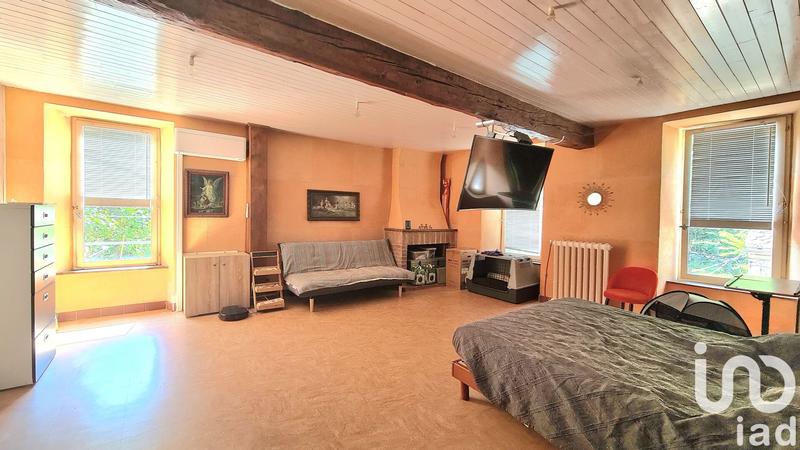 Maison - 630 m² - 10 pièces